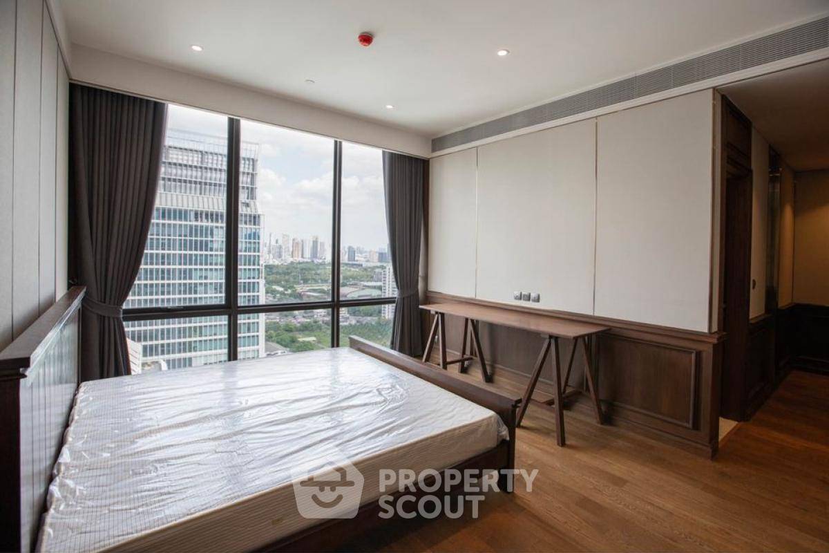 picture 3-BR Condo at Muniq Langsuan near BTS Ratchadamri (ID 2466201) - 6/13