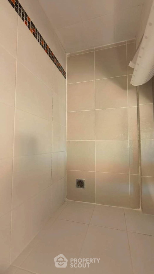 picture 1-BR Condo at Lib Ladprao 20 near MRT Ratchadaphisek (ID 2750299) - 9/11