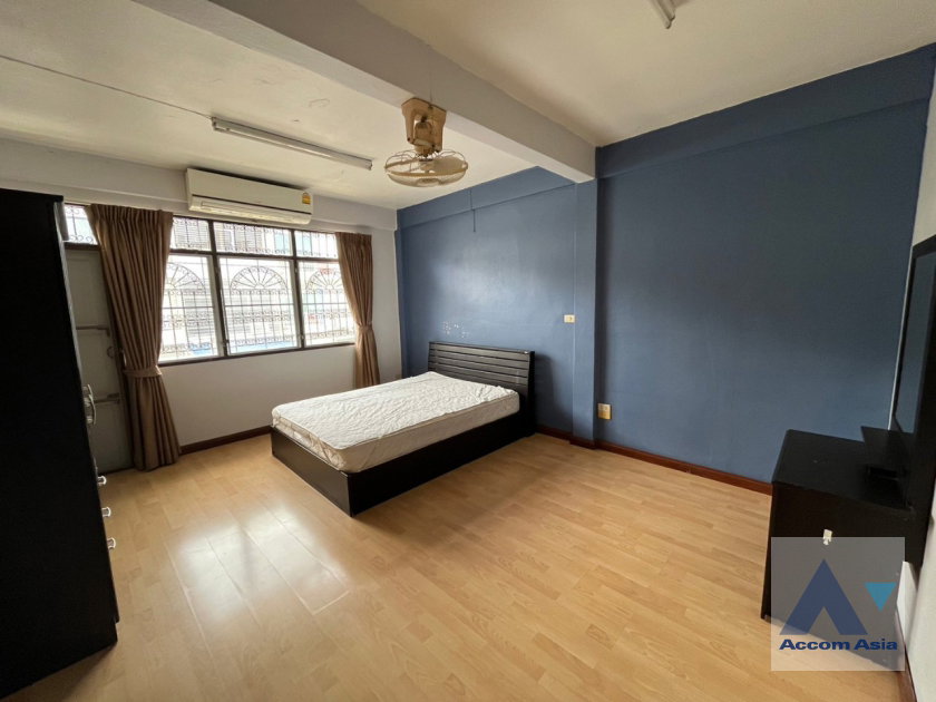 picture 🔼🔽 AccomA 📩  3 BR Townhouse in Phra Khanong Nuea (AA32594) - 7/20