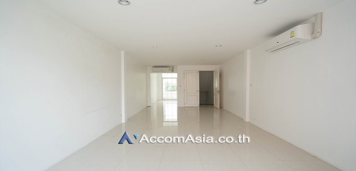 picture 🔼🔽 AccomA 📩 Home Office 3 BR Townhouse in Khlong Tan Nuea (AA30465) - 5/17