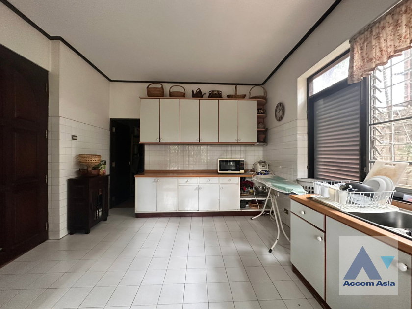 picture 🔼🔽 AccomA 📩  4 BR House in Khlong Tan Nuea (50171) - 15/17