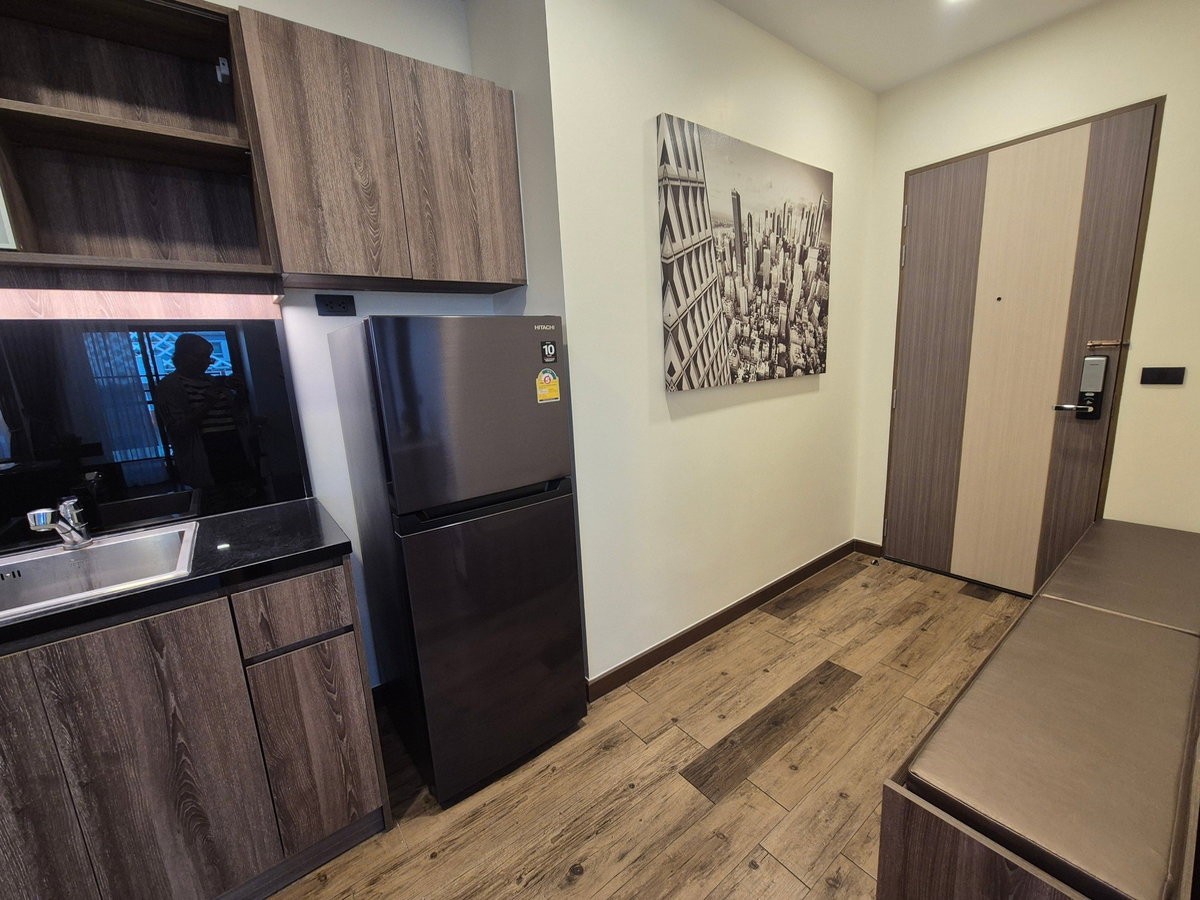 รูป คอนโดเช่าพร้อมเข้าอยู่ ใกล้นิมมาน สามารถเดินไปเมญ่าได้ เพียง 23,000 บาท/เดือน - รูปที่ 6/10