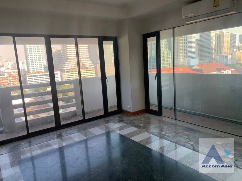 รูป 🔼🔽 AccomA 📩 Huge Terrace 2 BR Condominium @Ruamjai Heights (AA16579) - รูปที่ 1/7