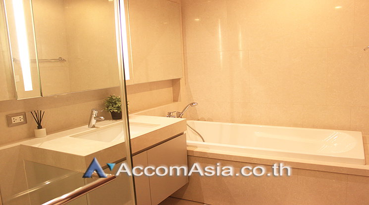 picture 🔼🔽 AccomA 📩 Quattro Thonglor - 7/8