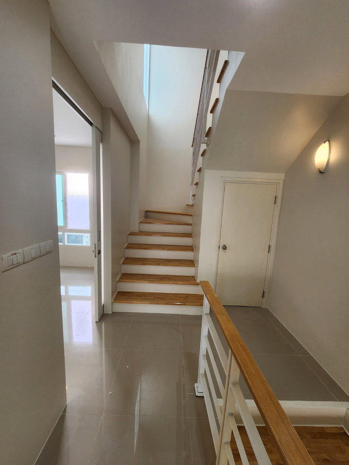 รูป [ให้เช่า] ทาวน์โฮม 3 ชั้น📍บ้านกลางเมือง S‑Sense พระราม9‑ลาดพร้าว | ใกล้ รร.นานาชาติสิงคโปร์ (SISB) Central Eastville 🚇BTS ลาดพร้าว 71 - รูปที่ 9/19