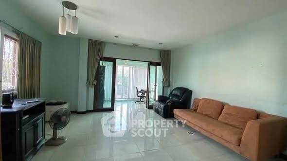 รูป คอนโด 4-ห้องนอน ที่ เคหะ คอนโด ใกล้ พัทยาใต้ (ID 2547622) - รูปที่ 4/12