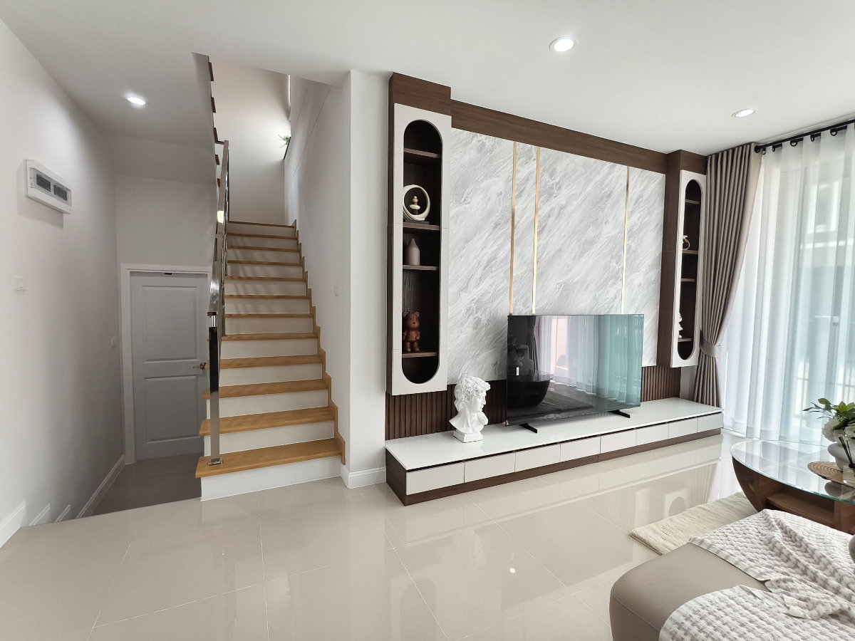 รูป บ้านใหม่ ตกแต่งเฟอร์ฯทั้งหลัง พร้อมเข้าอยู่ 3.89 ล้านบาท ใกล้เมืองเชียงใหม่ ใกล้สนามบินเชียงใหม่ - รูปที่ 6/20