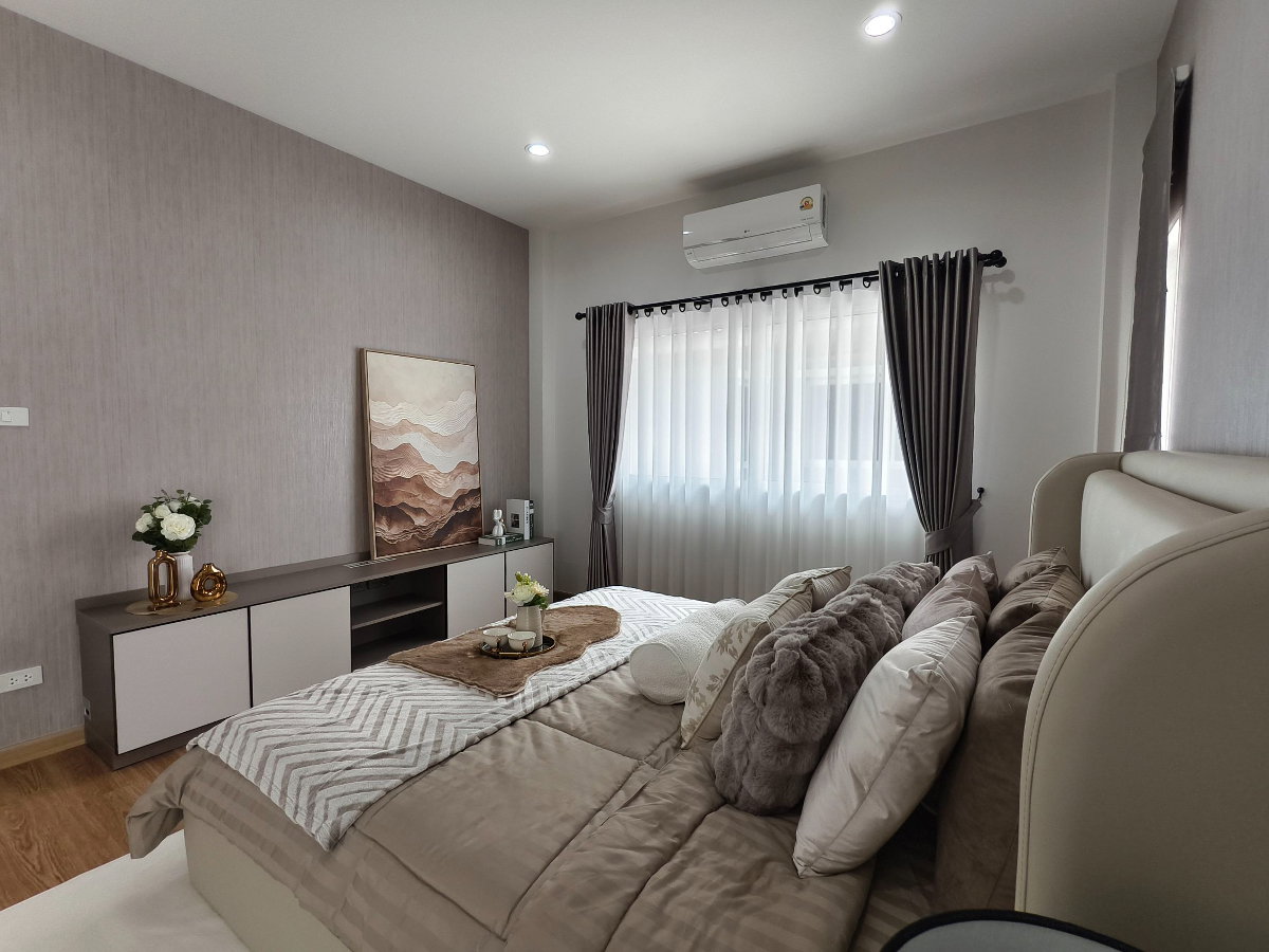 รูป บ้านใหม่ ตกแต่งเฟอร์ฯทั้งหลัง พร้อมเข้าอยู่ 3.89 ล้านบาท ใกล้เมืองเชียงใหม่ ใกล้สนามบินเชียงใหม่ - รูปที่ 18/20