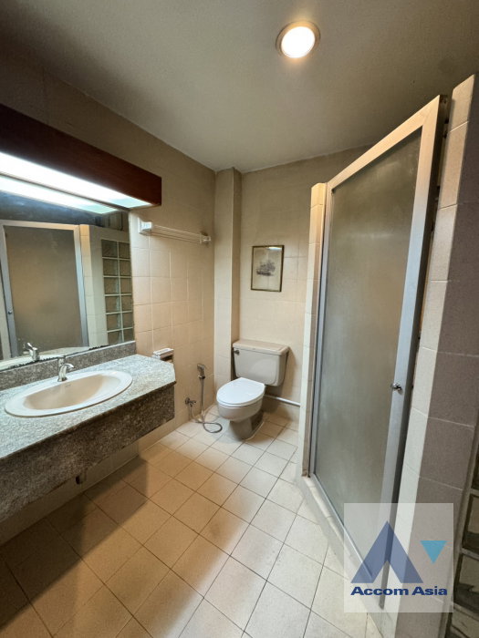 picture 🔼🔽 AccomA 📩 Home Office 6 BR House in Khlong Tan Nuea (AA45688) - 11/16