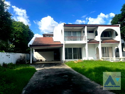 Houses for sale Bangkok : 🔼🔽 AccomA 📩  3 BR House @Panya Pattanakarn Village (AA41965)