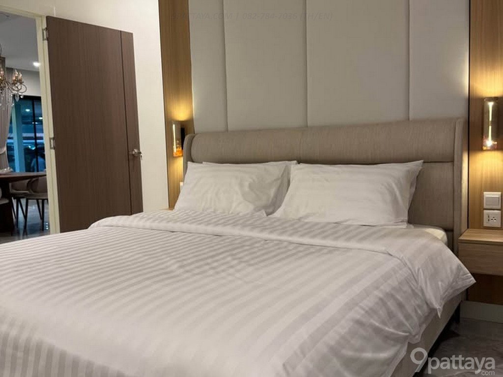 รูป ขายพูลวิลล่าสร้างใหม่ | Baan Suan Neramit – จอมเทียน พัทยา ✨ พูลวิลล่าสร้างใหม่ • ที่ดิน 136.5 ตร.ว. พื้นที่ใช้สอย 240 ตร.ม. • 3 ห้องนอน / 4 ห้องน้ำ  - รูปที่ 6/20