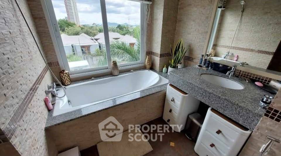 1-BR Condo at The Beach Palace close to Cha-Am Beach (ID 2455203) - image 2