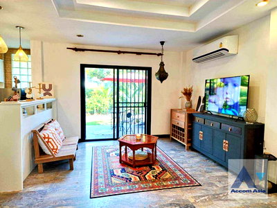 Houses for rent Esplanade Ratchadapisek  : 🔼🔽 AccomA 📩  2 BR House in  Bang Kapi (AA33762)