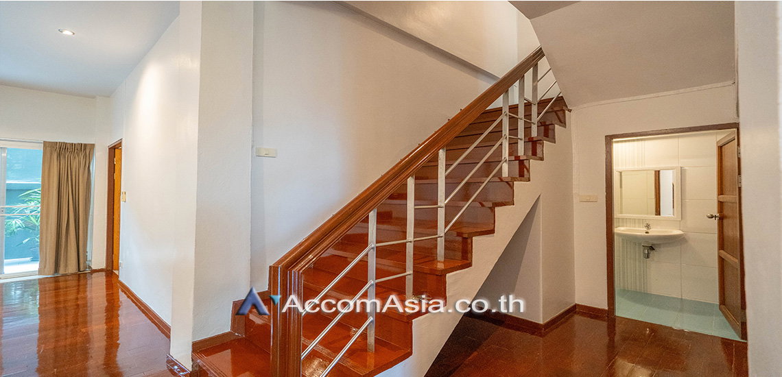 picture 🔼🔽 AccomA 📩 Home Office 6 BR House in Khlong Tan Nuea (2513187) - 9/20