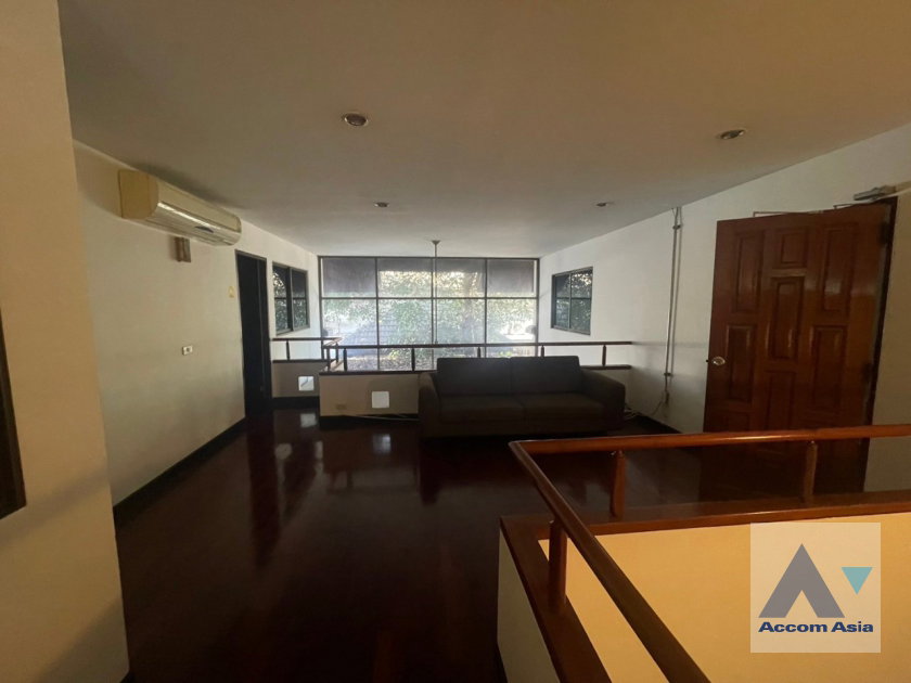 รูป 🔼🔽 AccomA 📩 Home Office 8 BR House in Wang Thonglang (AA38577) - รูปที่ 9/20