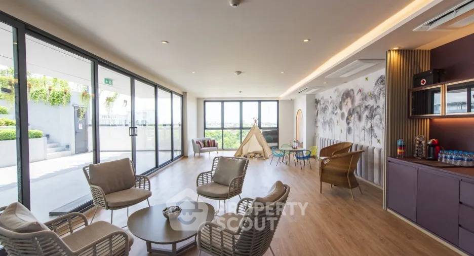 รูป คอนโด 3-ห้องนอน ที่ แบร์ริ่ง เรสซิเดนซ์ ใกล้ BTS แบริ่ง (ID 2369137) - รูปที่ 23/25