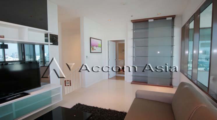 picture 🔼🔽 AccomA 📩 Duplex Condo 2 BR Condominium @The Emporio Place (1520952) - 9/12