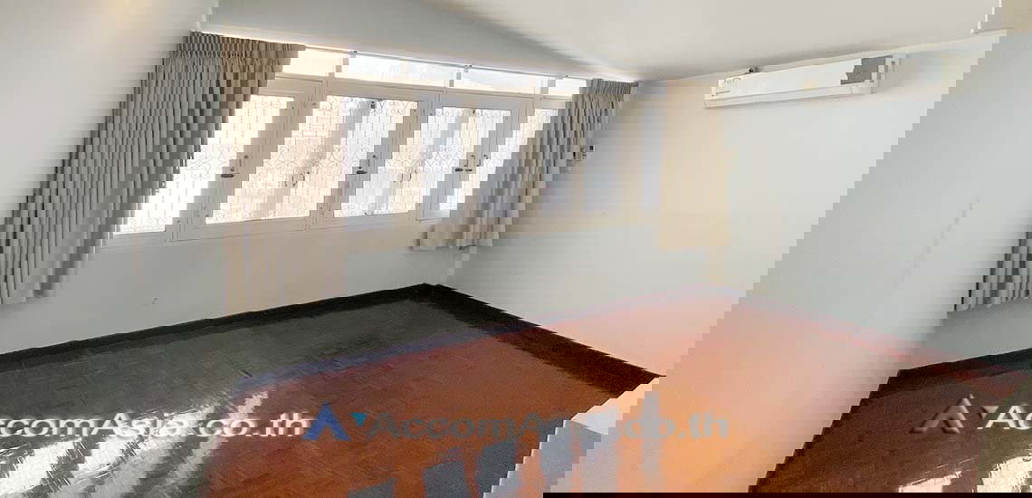 picture 🔼🔽 AccomA 📩 3 BR House in Khlong Toei (4001901) - 9/16