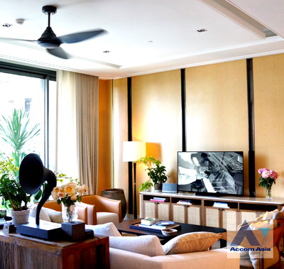 Condos for sale Wattana Wittaya Academy : 🔼🔽 AccomA 📩  3 BR Condominium @The Residences at Sindhorn Kempinski Hotel Bangkok (AA44952)