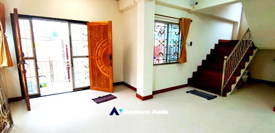 Houses for rent Lumpini Park : 🔼🔽 AccomA 📩 Pet friendly,Home Office 8 BR House in Chong Nonsi (AA31916)