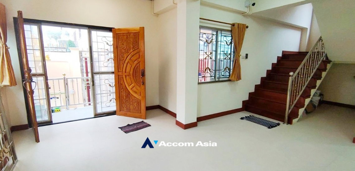 picture 🔼🔽 AccomA 📩 Pet friendly,Home Office 8 BR House in Chong Nonsi (AA31916) - 1/5