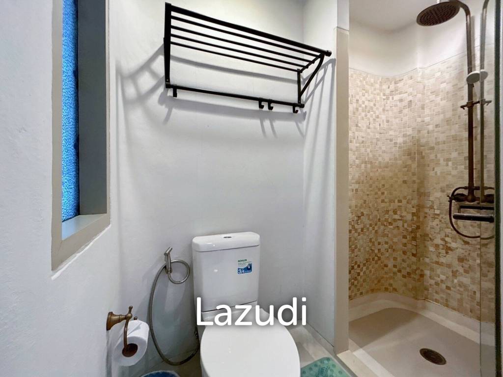 picture Chelona : 2 Bed Beachfront Condo Pool View - 16/32