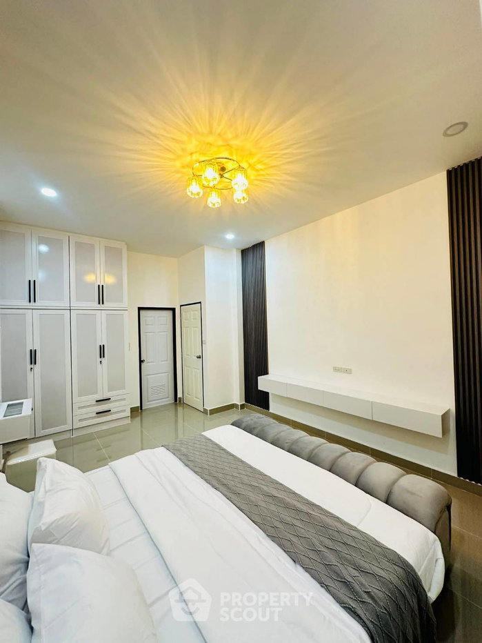 รูป บ้าน 3-ห้องนอน ใกล้ เมืองพัทยา (ID 2772999) - รูปที่ 3/13