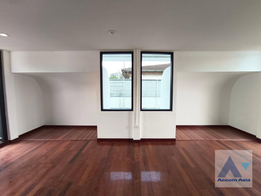 picture 🔼🔽 AccomA 📩 Home Office 4 BR House in Phra Khanong Nuea (AA27236) - 17/20