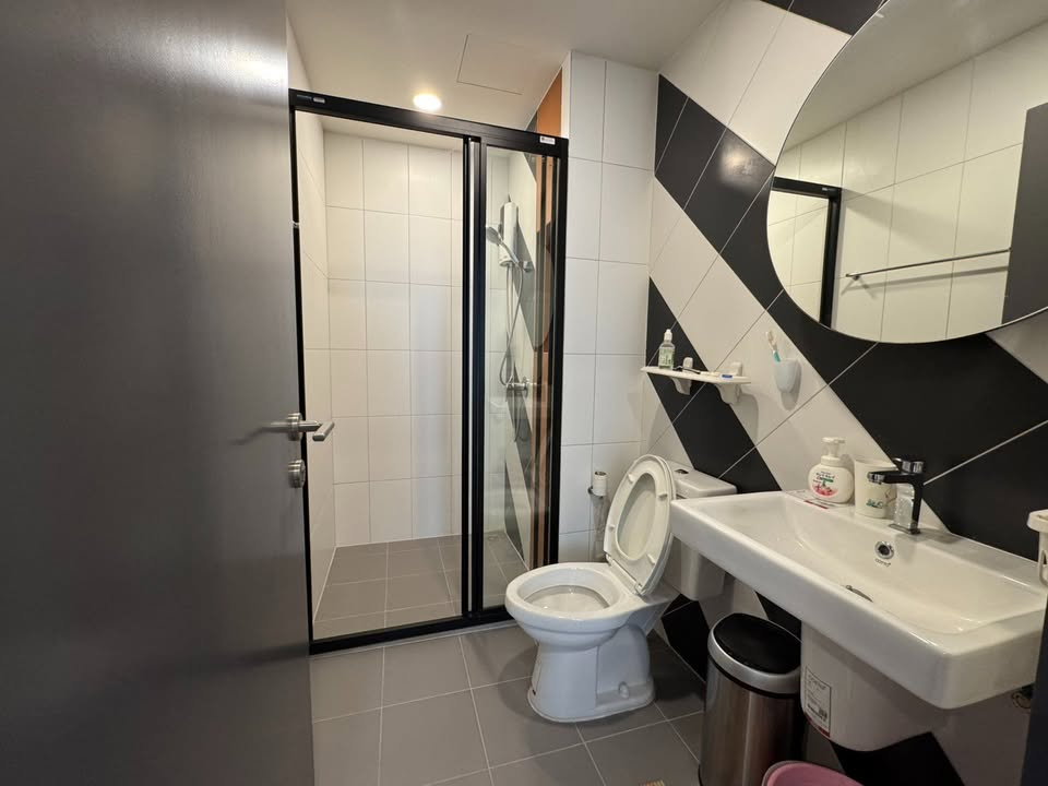 รูป ให้เช่า เดอะ เบส สะพานใหม่ มีเฟอร์นิเจอร์+เครื่องใช้ไฟฟ้าครบ - รูปที่ 4/4