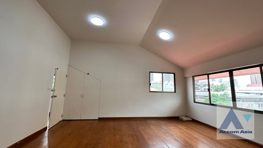 picture 🔼🔽 AccomA 📩 Home Office,Pet friendly 3 BR Townhouse @Townhouse Phaholyothin (1818219) - 5/20