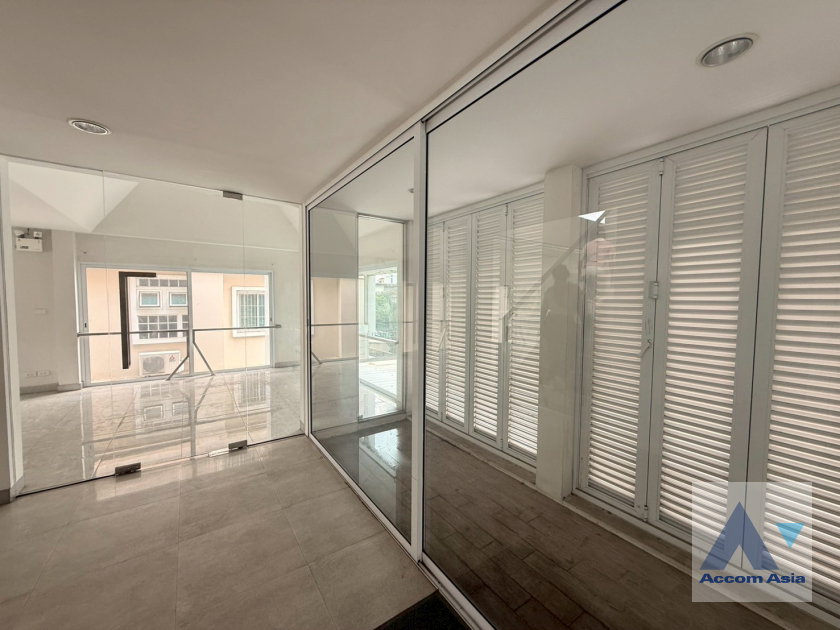 picture 🔼🔽 AccomA 📩 Home Office 0 BR House in Phra Khanong (AA44653) - 12/20