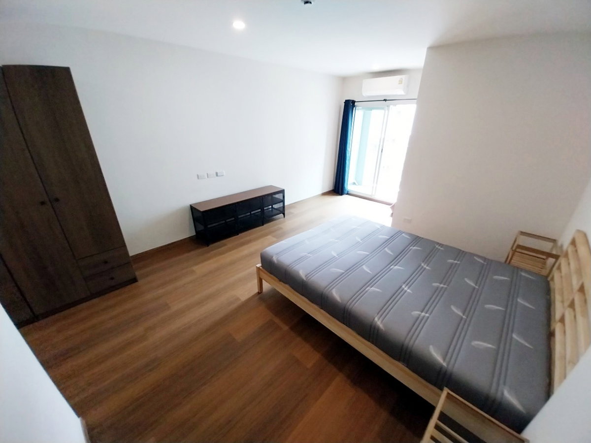 รูป คอนโดให้เช่า ลุมพินี คอนโดทาวน์ เอกชัย 48 (ถูกมาก!!!) มีเฟอร์นิเจอร์!!! - รูปที่ 2/11