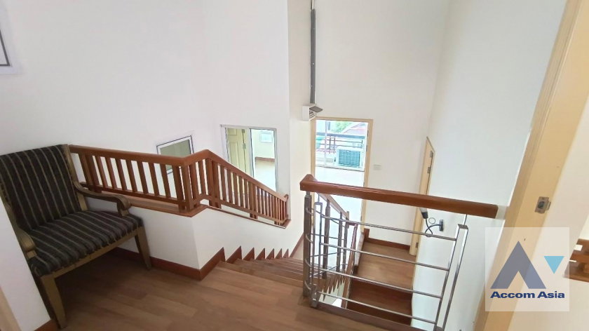 picture 🔼🔽 AccomA 📩 Renovated Townhouse with Open Living Area in Sathorn (AA36392) - 11/18