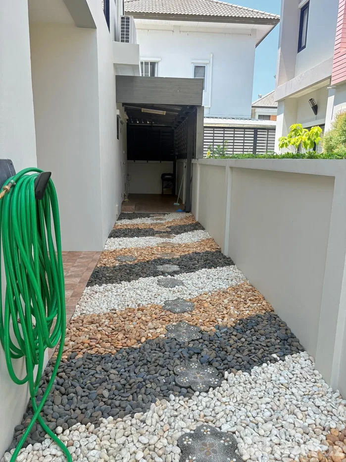 รูป บ้านเดี่ยวให้เช่า 3 ห้องนอน ในโครงการ ภัทรา วิลเลจ 6150991 - รูปที่ 27/28