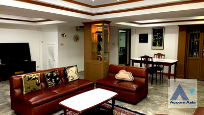 Townhouses for rent Outer Sukhumvit : 🔼🔽 AccomA 📩 Home Office 7 BR Townhouse in Khlong Tan Nuea (2513324)