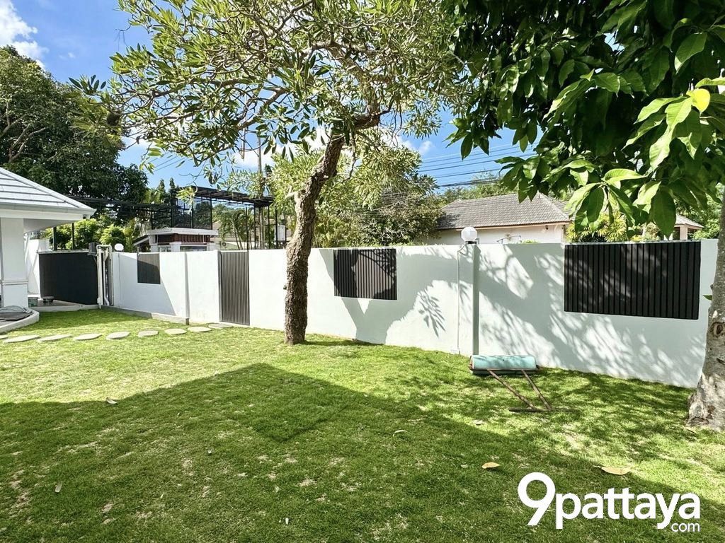 รูป พูลวิลล่าพัทยา – หมู่บ้านอินเพลส ซอยสยามคันทรีคลับ ✨ - รูปที่ 5/16