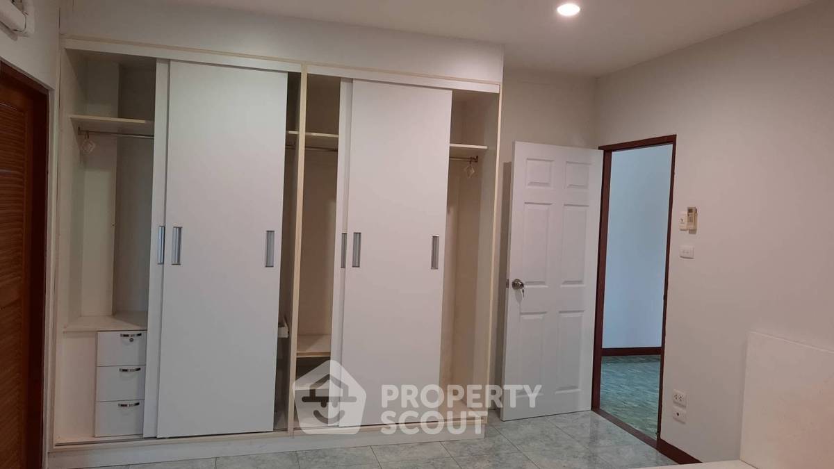 รูป คอนโด 4-ห้องนอน ที่ เคหะ คอนโด ใกล้ พัทยาใต้ (ID 2547622) - รูปที่ 12/12