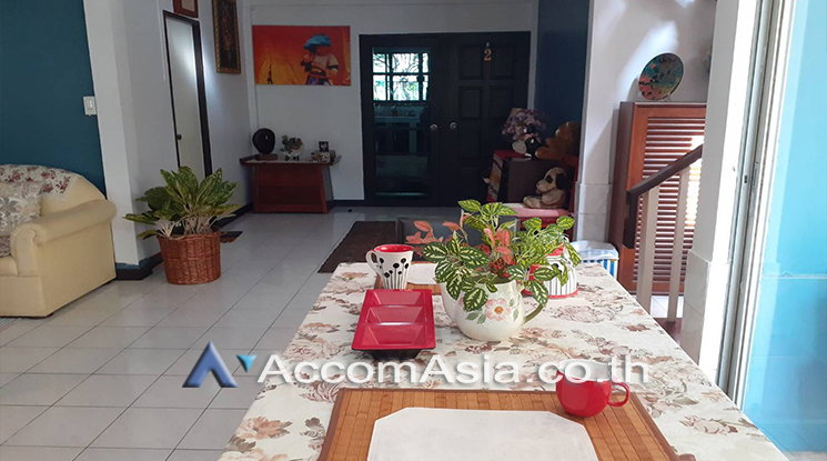picture 🔼🔽 AccomA 📩  4 BR House in Khwaeng Sam Sen Nai (99198) - 15/20