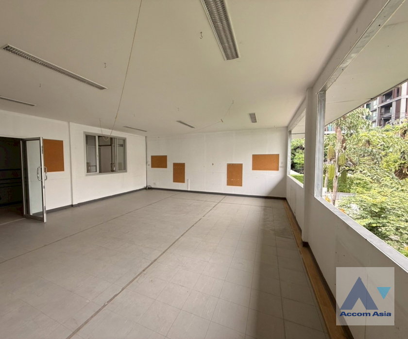 picture 🔼🔽 AccomA 📩 Home Office 0 BR House in Khlong Tan Nuea (AA44853) - 8/18