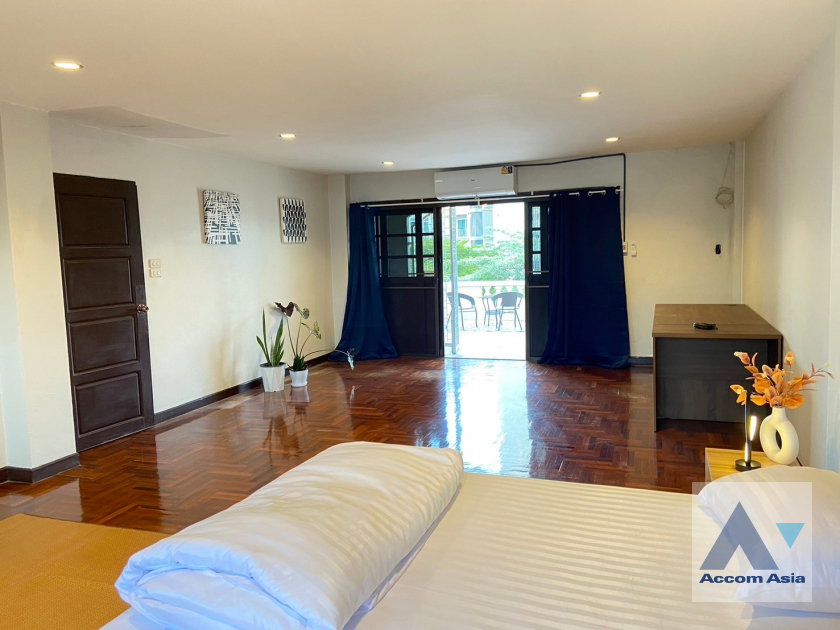 picture 🔼🔽 AccomA 📩 Spacious 4-storey townhouse in Sukhumvit (AA16079) - 10/18