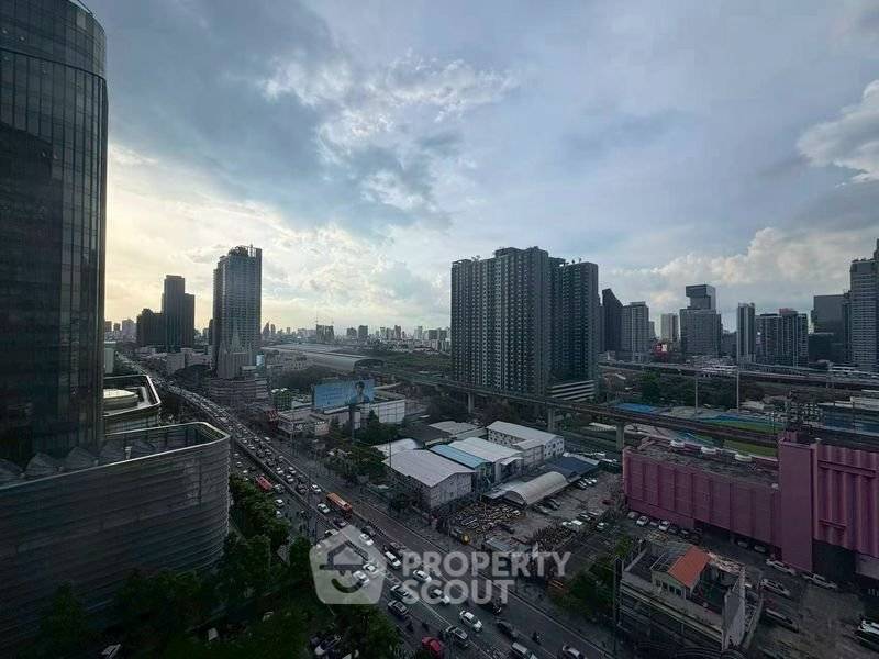 รูป คอนโด 2-ห้องนอน ที่ ไอดีโอ โมบิ อโศก ใกล้ MRT เพชรบุรี (ID 2770939) - รูปที่ 4/4