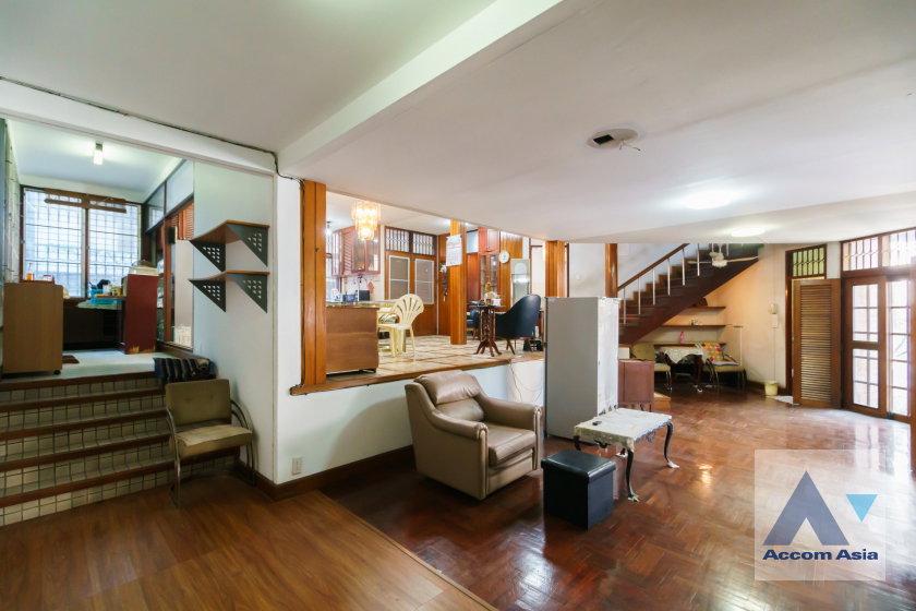 picture 🔼🔽 AccomA 📩  Spacious house with vintage charm in Thonglor area (AA42974) - 6/20