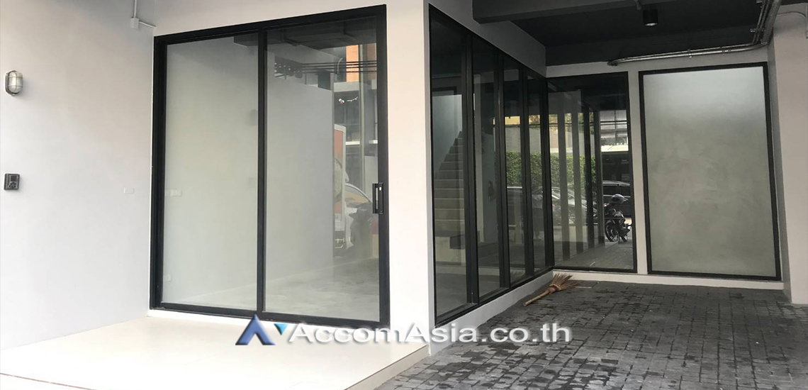 รูป 🔼🔽 AccomA 📩  4 BR Townhouse @The Pride Sukhumvit 77 (AA31043) - รูปที่ 7/18