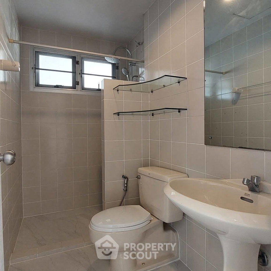 รูป คอนโด 4-ห้องนอน ที่ สายชล แมนชั่น ใกล้ BTS สะพานตากสิน (ID 2719848) - รูปที่ 14/14