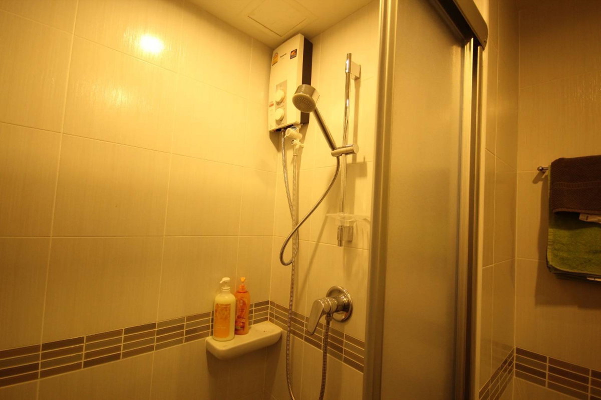 รูป ขายคอนโด ลุมพินี เพลส ศรีนครินทร์ - หัวหมาก สเตชั่น | เฟอร์นิเจอร์ครบ พร้อมเข้าอยู่ | ใกล้ Airport Link & MRT สายสีเหลือง | สนใจโทร 095-819-5559  - รูปที่ 7/9