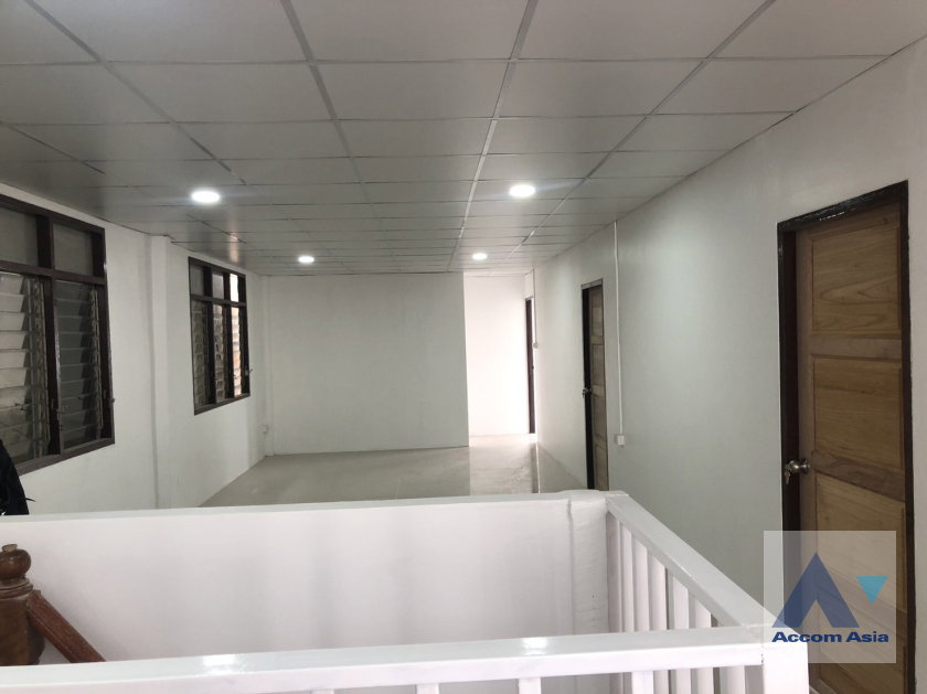 รูป 🔼🔽 AccomA 📩 Home Office,Office 5 BR House in Khwaeng Sam Sen Nai (AA36181) - รูปที่ 11/17