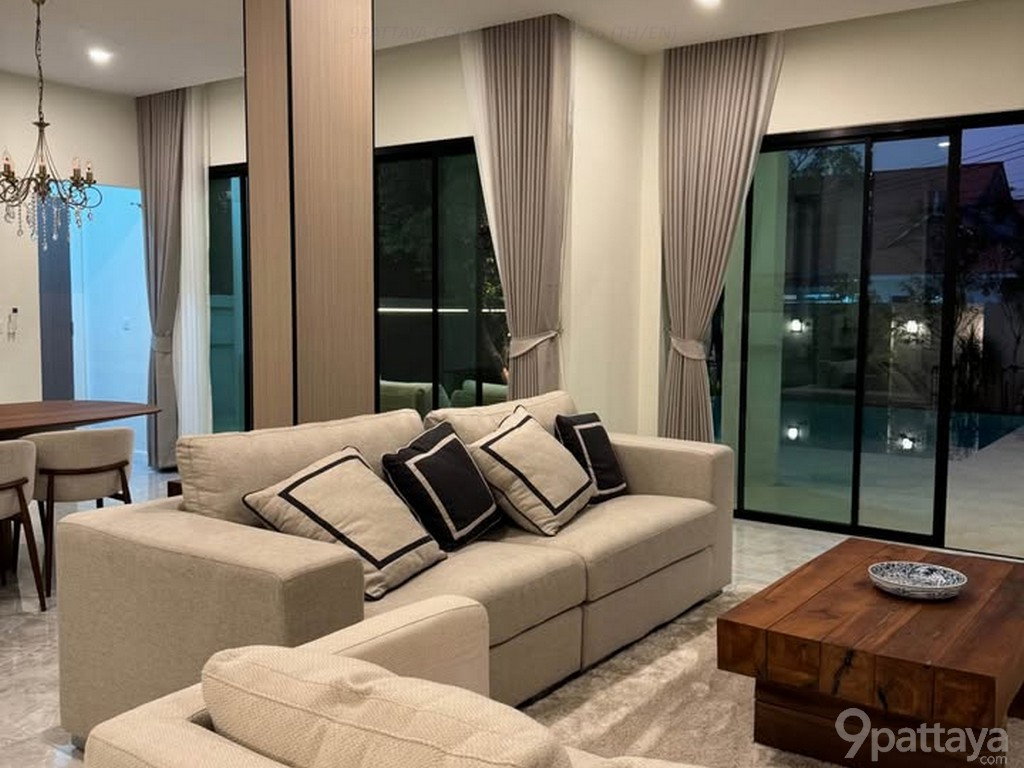 รูป ขายพูลวิลล่าสร้างใหม่ | Baan Suan Neramit – จอมเทียน พัทยา ✨ พูลวิลล่าสร้างใหม่ • ที่ดิน 136.5 ตร.ว. พื้นที่ใช้สอย 240 ตร.ม. • 3 ห้องนอน / 4 ห้องน้ำ  - รูปที่ 13/20