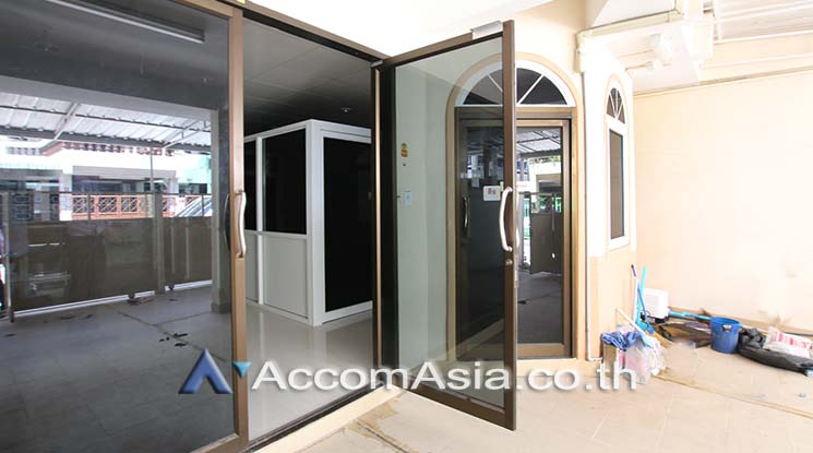 picture 🔼🔽 AccomA 📩 Home Office 6 BR Townhouse in Yan Nawa (AA19250) - 6/6
