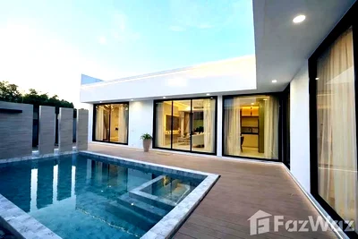 Houses for rent Chonburi : 3 Bedroom Villa for rent in Nong Prue, Chon Buri  6151438