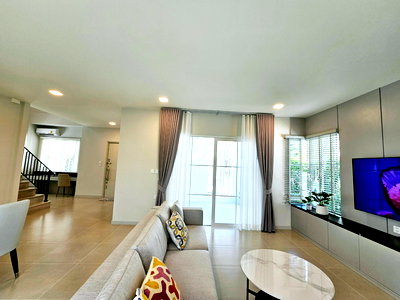 Houses for rent Hua Chieo Chaloem Phrakiat University : [RENT]  HST0096   Chaiyapruek Bangna km.15     (ID with @in front, LINE ID:  @idhomeland)